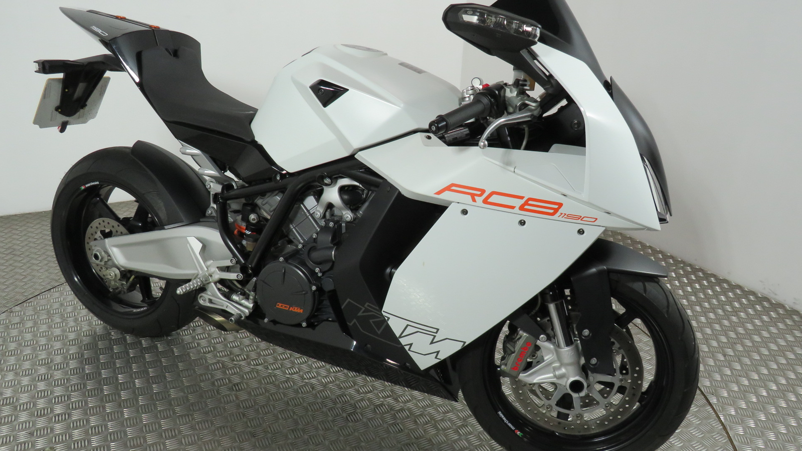 KTM RC8. - Superbike Factory