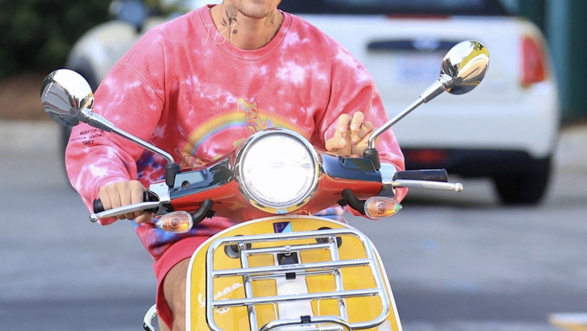 Justin Bieber - Vespa
