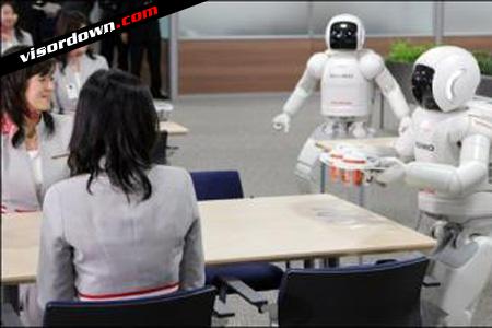 Honda unveil robots that work in pairs