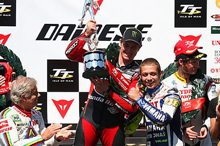 Picture Gallery: Valentino Rossi Legend at the TT
