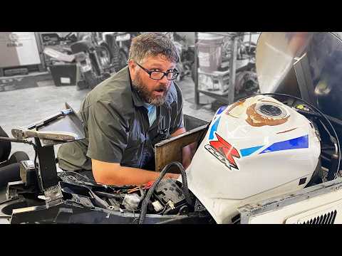Not even sure what I'm fixing. GSXR Powered!?