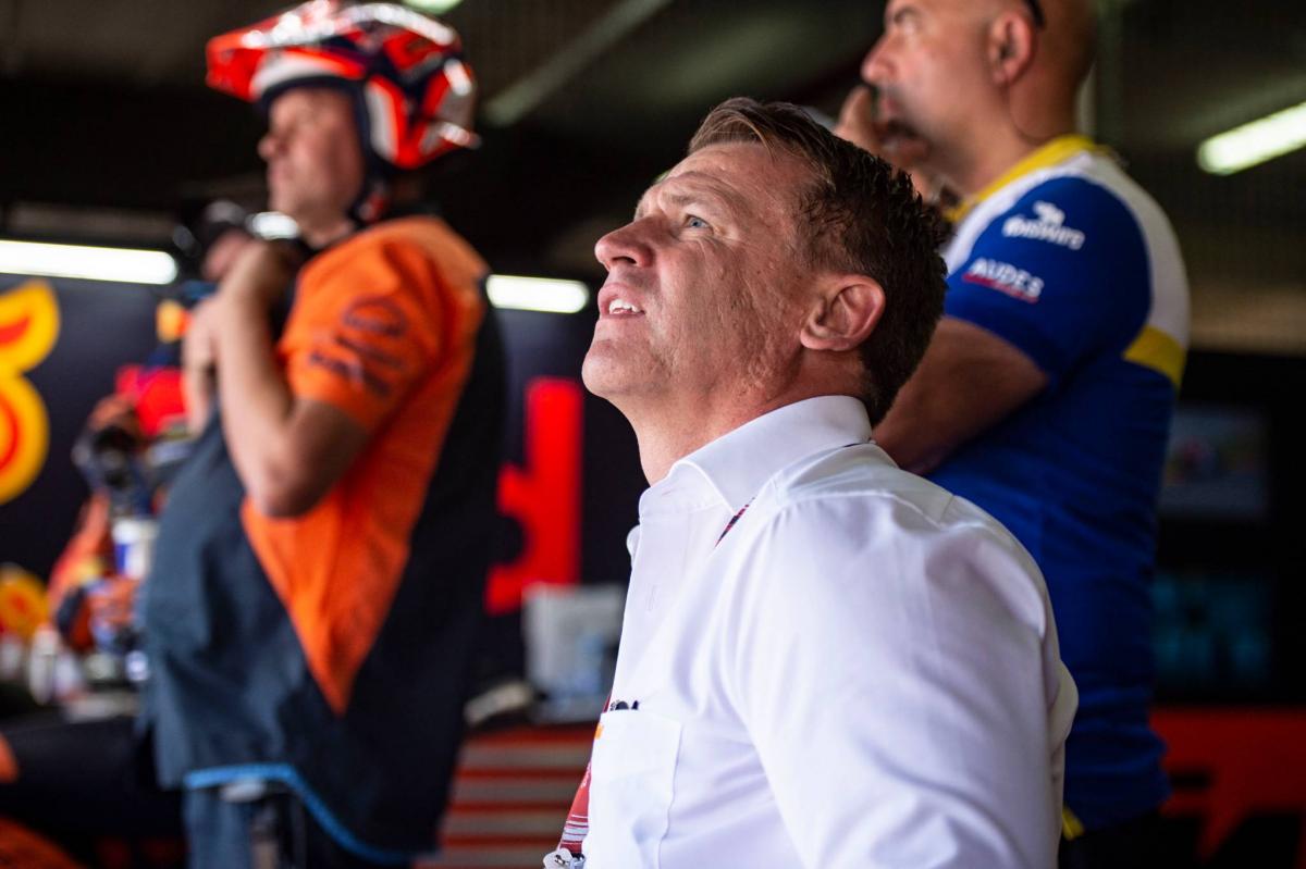 Pit stop in Paris for Zarco, Lorenzo, Quartararo