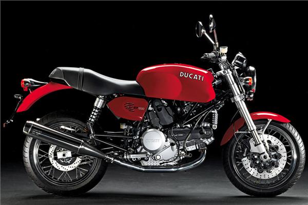 BSA Gold Star gets new colourway revealed at Motorcycle Live