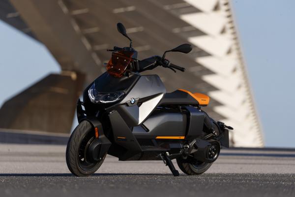 BMW CE 04 (2022) electric scooter