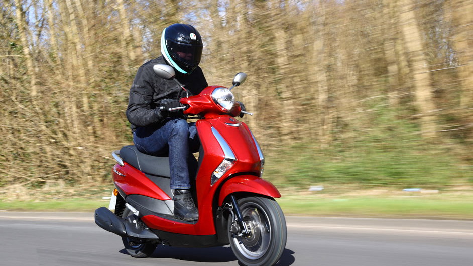 Yamaha D'elight 125 2021 Review